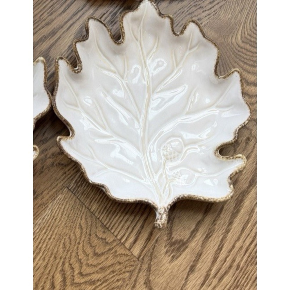 Pottery Barn Set Of 3 Salad Dessert Plates Embossed Oak Leaves Acorn Beige Brown
